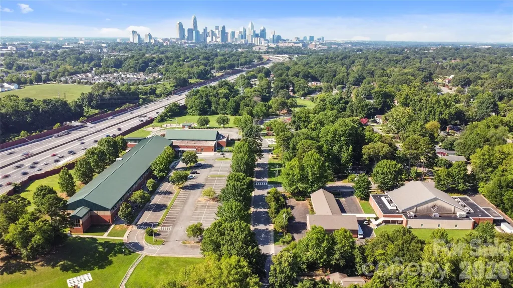 1301 Hateras Avenue Charlotte NC 28216
