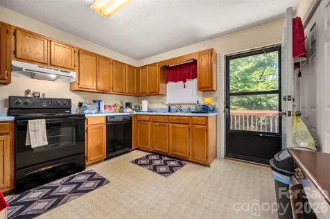 143 Big Springs Avenue Forest City NC 28043