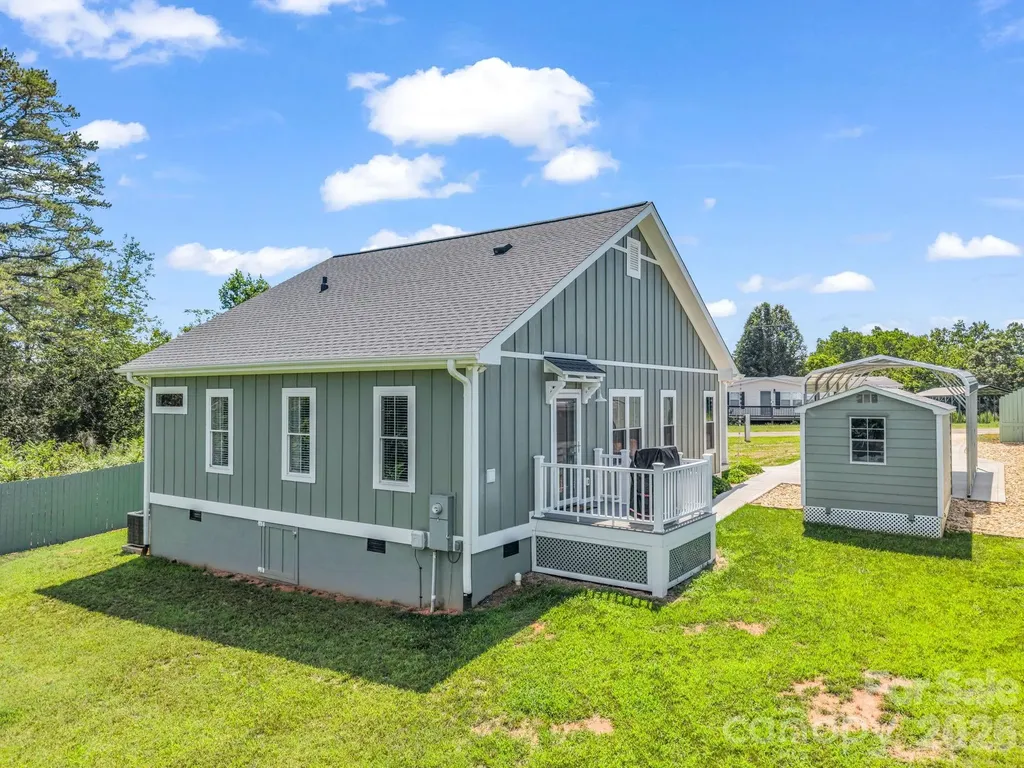 278 Right Prong Road Ellenboro NC 28040