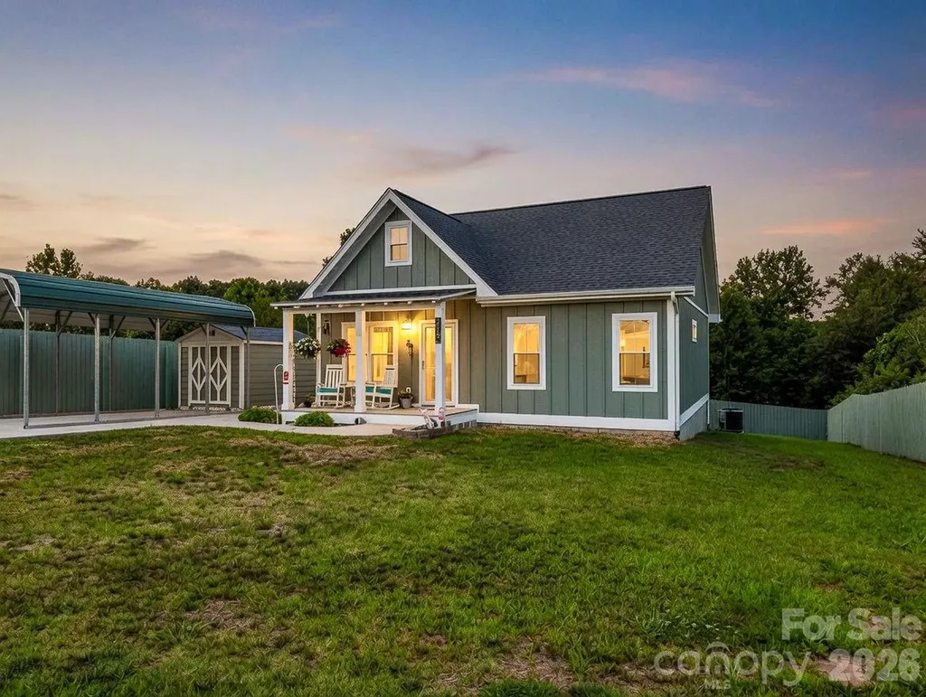 278 Right Prong Road Ellenboro NC 28040