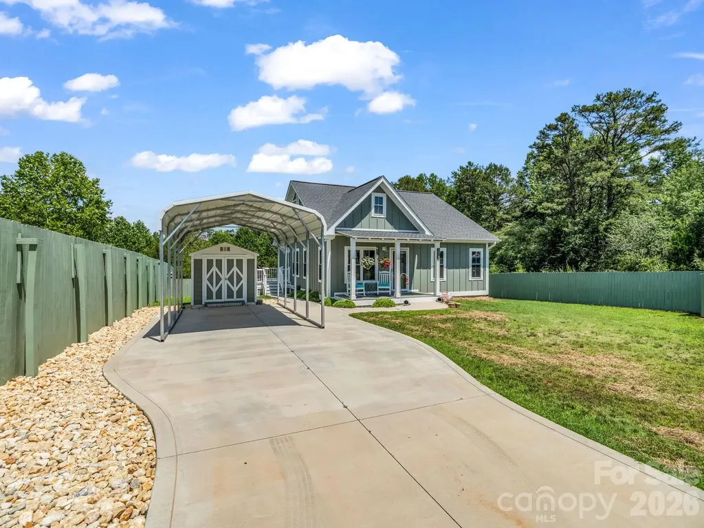 278 Right Prong Road Ellenboro NC 28040