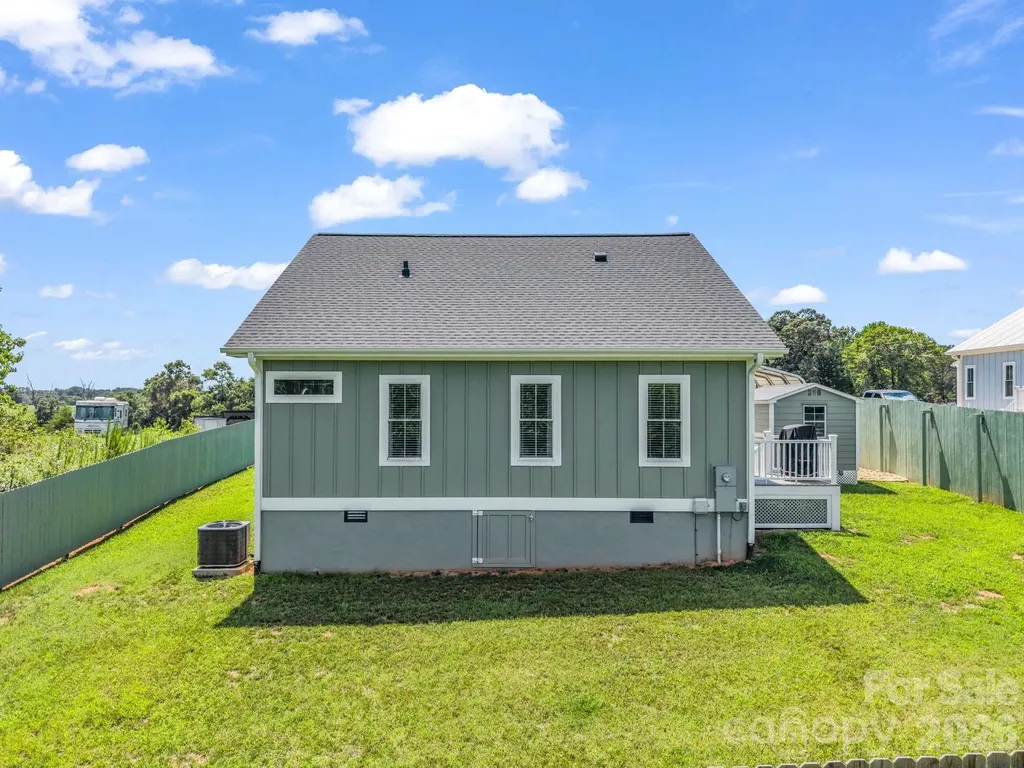 278 Right Prong Road Ellenboro NC 28040