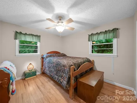 915 Little Creek Road Burnsville NC 28714