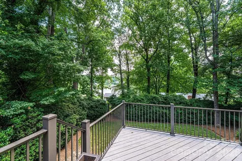 2028 10th Street Boulevard NW Hickory NC 28601