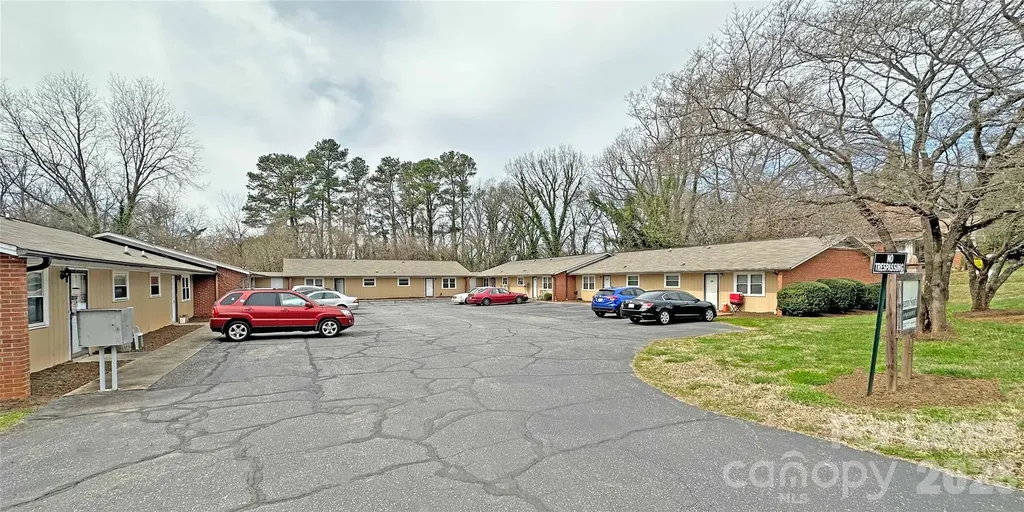 620 3rd Street SE Hickory NC 28602