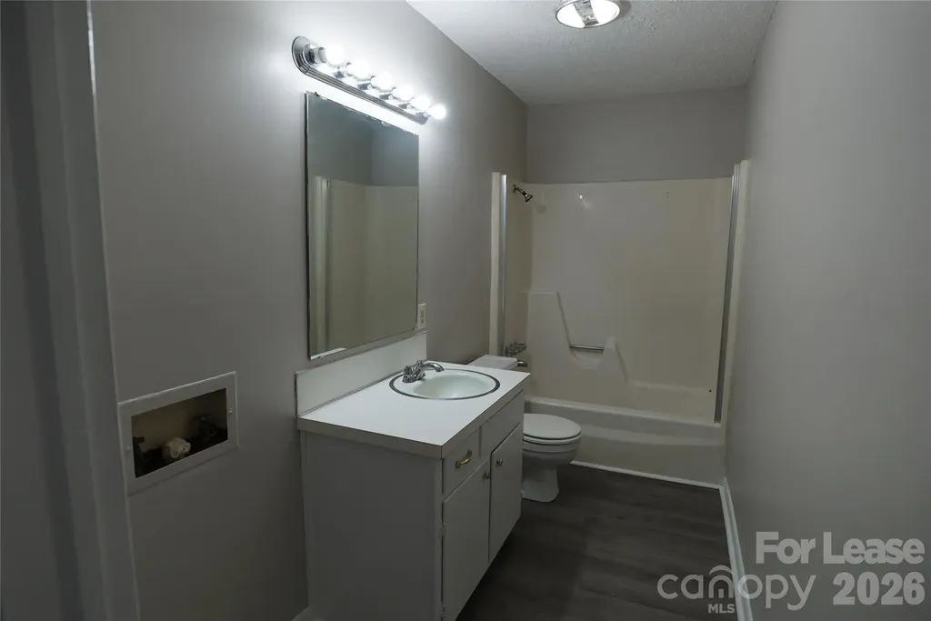 620 3rd Street SE Hickory NC 28602