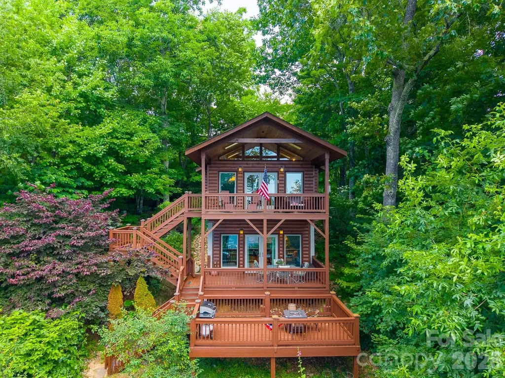 760 Woody Lane Waynesville NC 28786