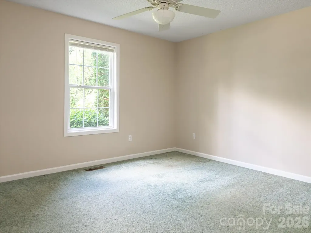 69 Mountain Ridge Lane Fletcher NC 28732