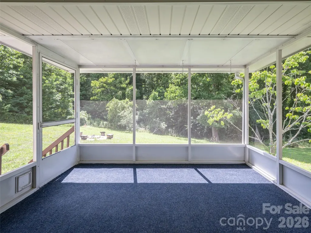 69 Mountain Ridge Lane Fletcher NC 28732