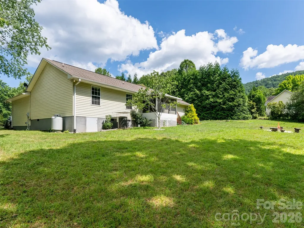 69 Mountain Ridge Lane Fletcher NC 28732