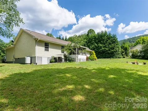 69 Mountain Ridge Lane Fletcher NC 28732