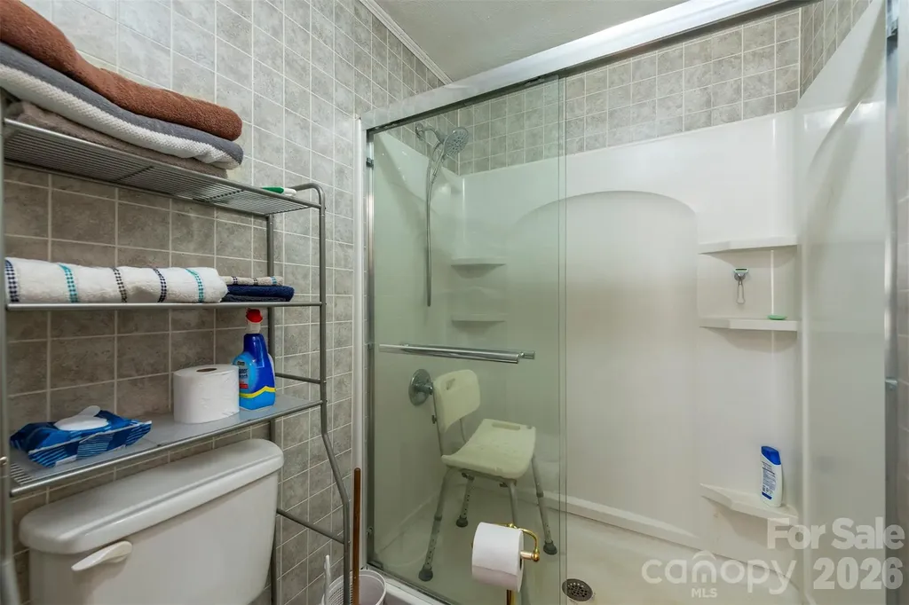35 Upper Moffitt Road Asheville NC 28805