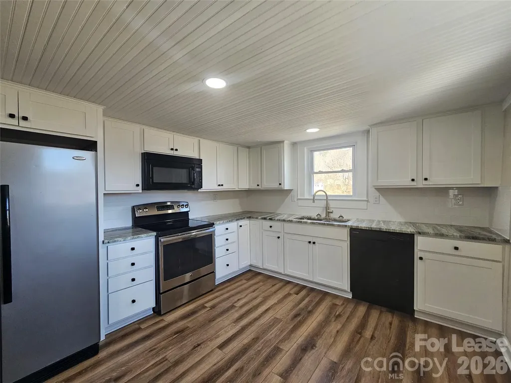 208 W Main Street Lawndale NC 28090