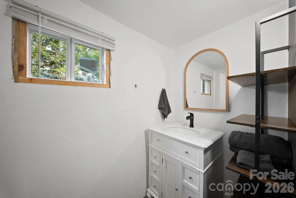 29 Logan Lane Fletcher NC 28732