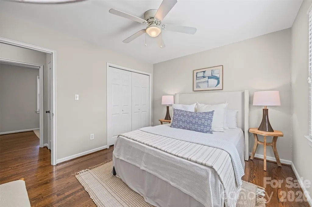 419 Wakefield Drive Charlotte NC 28209