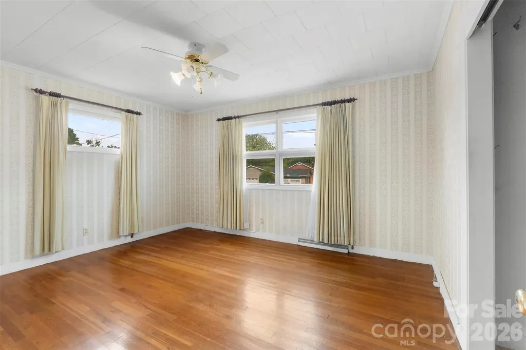603 Duke Street Thomasville NC 27360