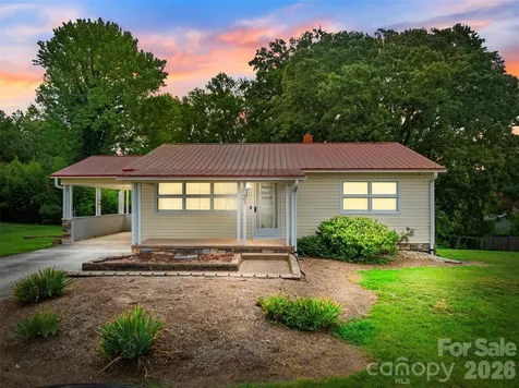 603 Duke Street Thomasville NC 27360