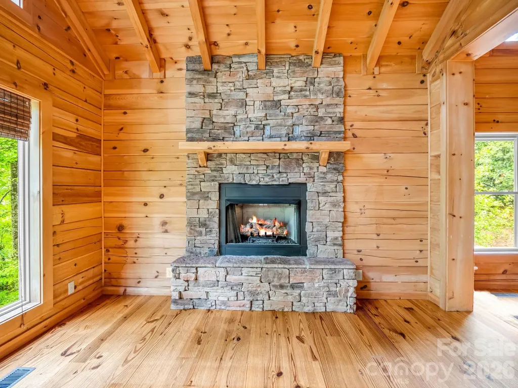 160 Sweetwater Ridge Road Balsam Grove NC 28708