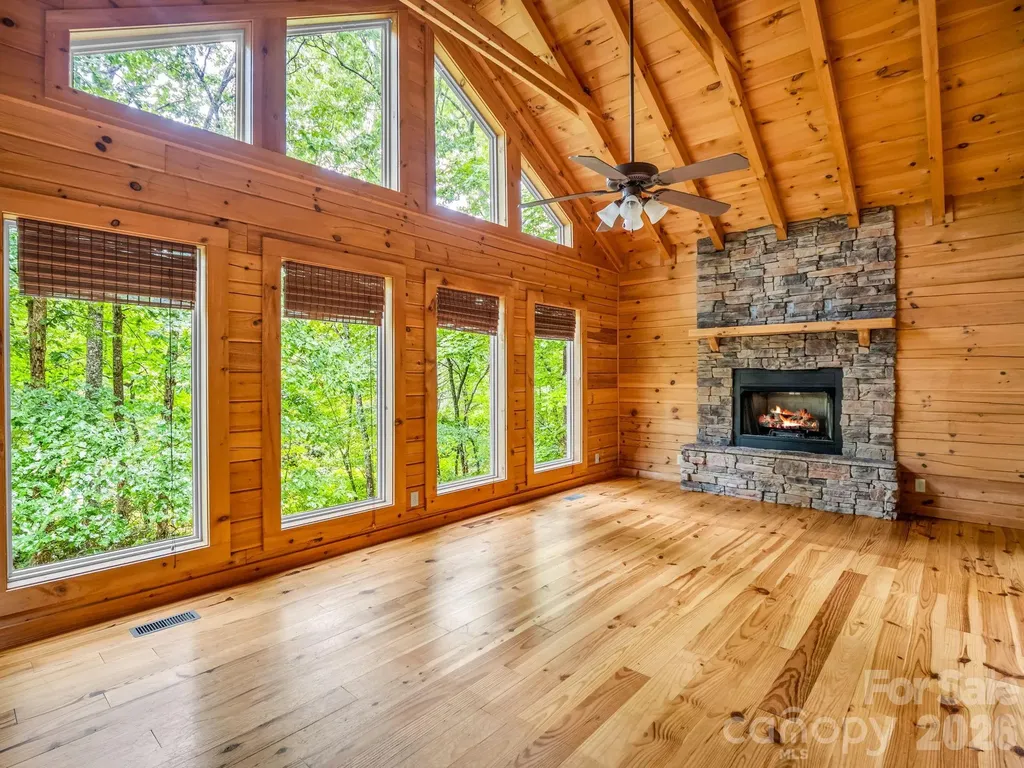 160 Sweetwater Ridge Road Balsam Grove NC 28708