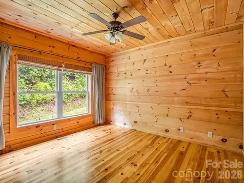 160 Sweetwater Ridge Road Balsam Grove NC 28708