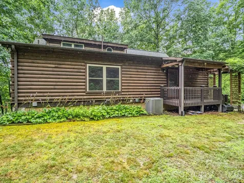 160 Sweetwater Ridge Road Balsam Grove NC 28708