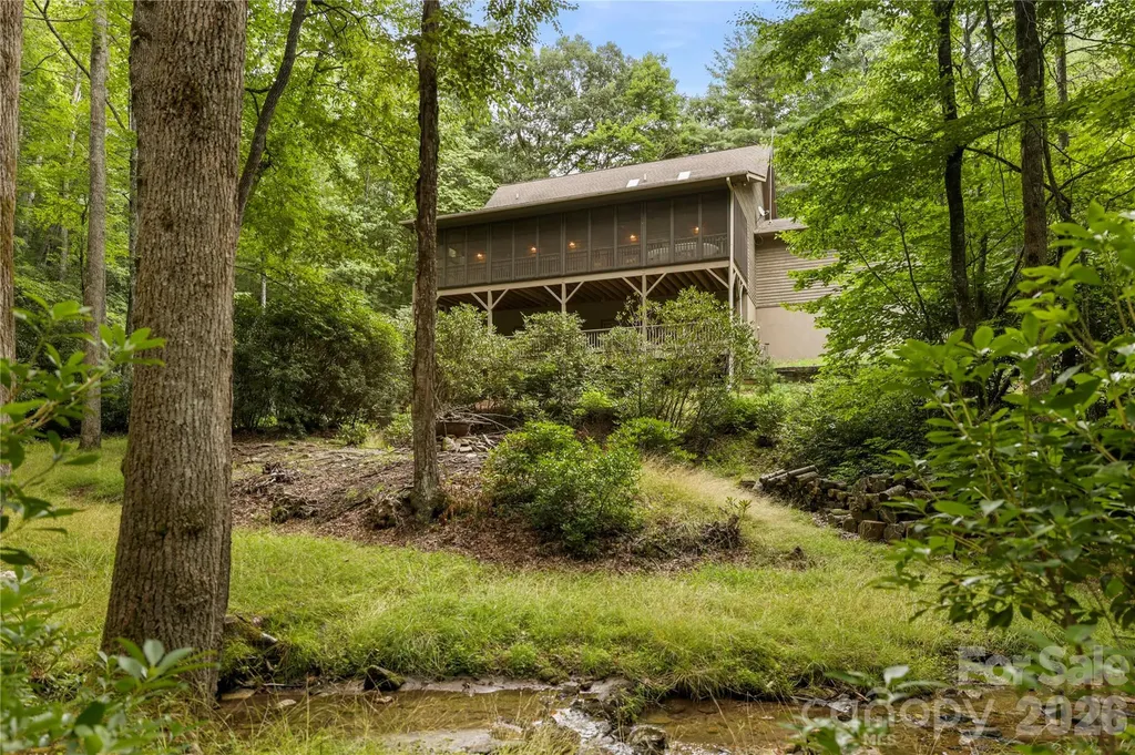 911 Buckberry Drive N Sapphire NC 28774