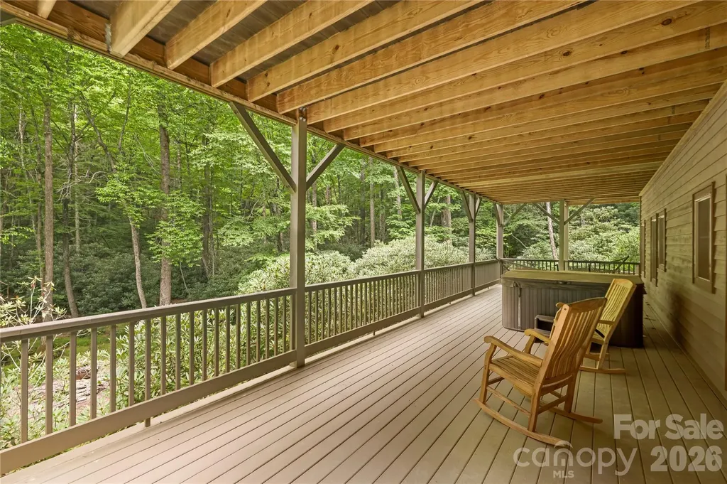 911 Buckberry Drive N Sapphire NC 28774