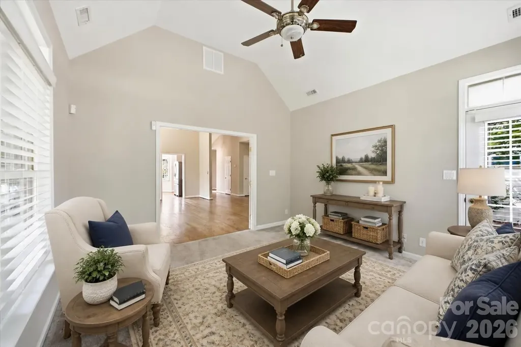 5909 Fitzwilliams Lane Charlotte NC 28270