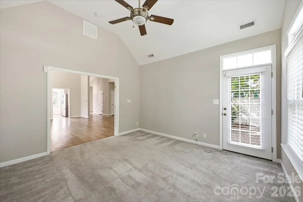 5909 Fitzwilliams Lane Charlotte NC 28270