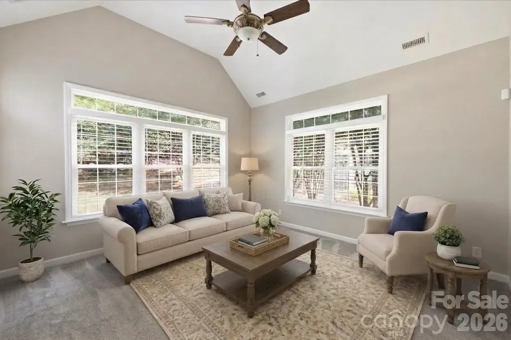5909 Fitzwilliams Lane Charlotte NC 28270