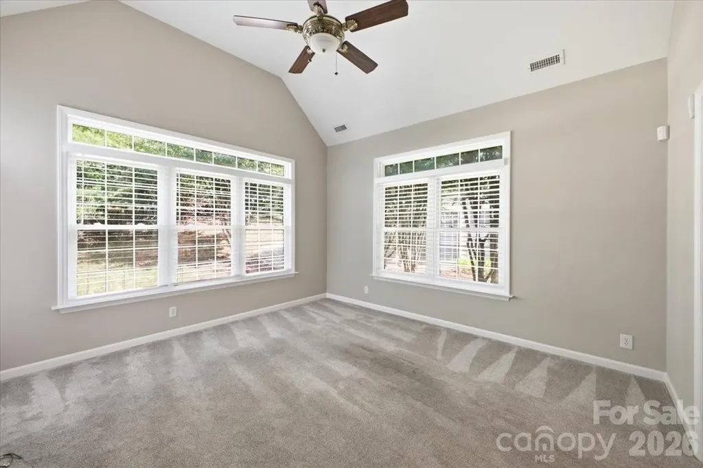 5909 Fitzwilliams Lane Charlotte NC 28270