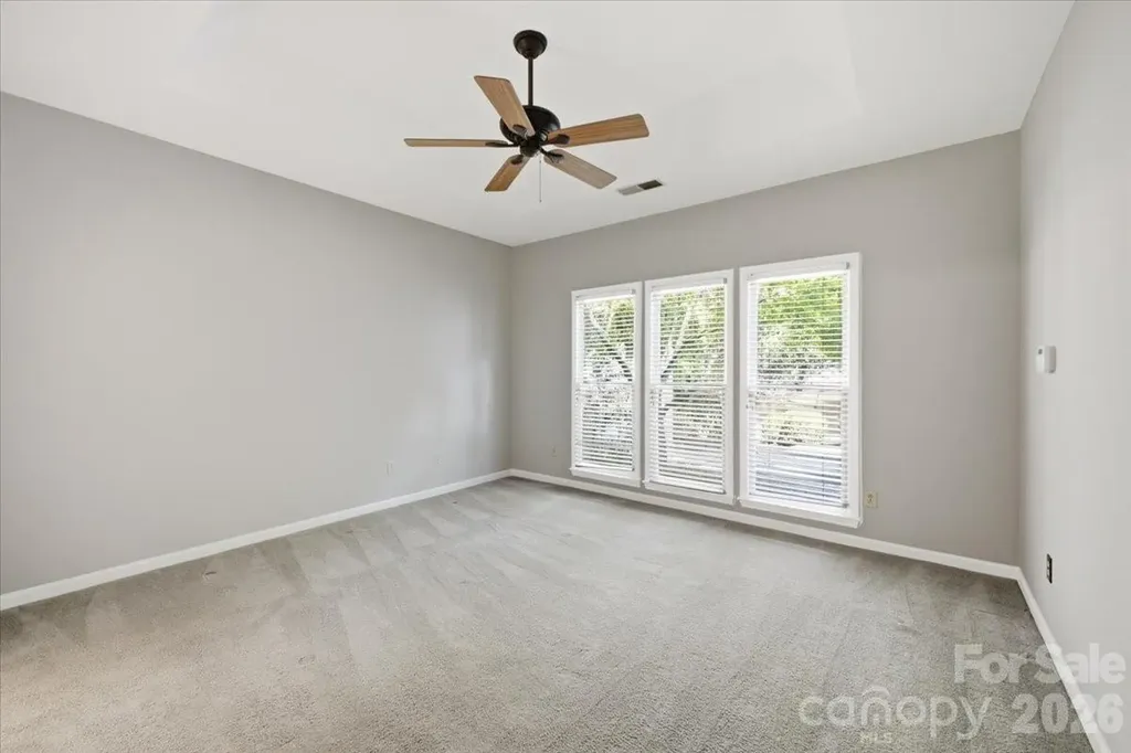 5909 Fitzwilliams Lane Charlotte NC 28270