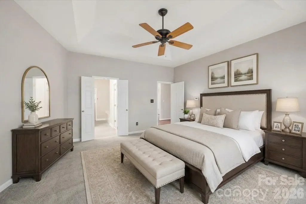 5909 Fitzwilliams Lane Charlotte NC 28270