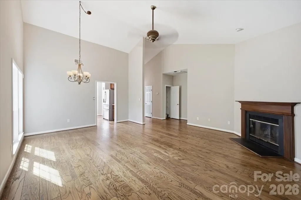 5909 Fitzwilliams Lane Charlotte NC 28270