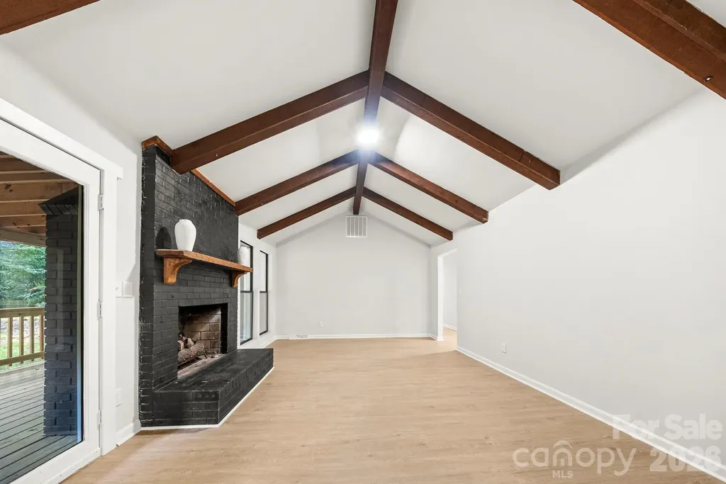 4739 Squirrel Nest Lane Charlotte NC 28227
