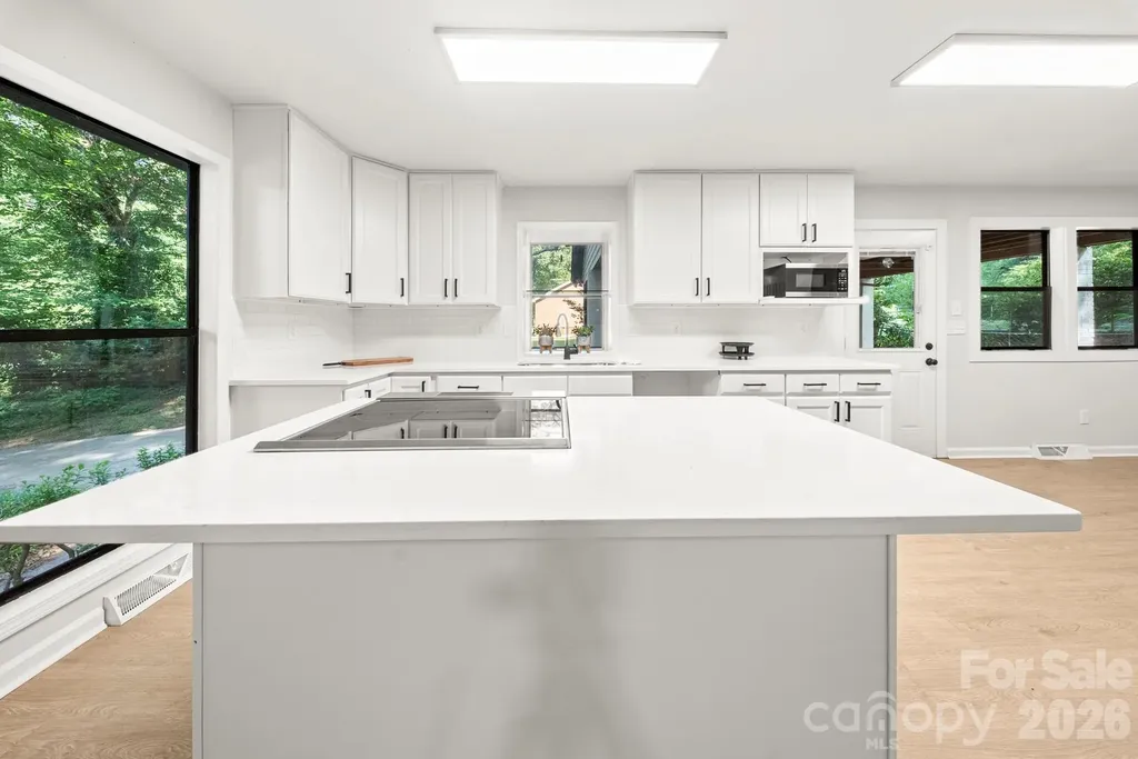 4739 Squirrel Nest Lane Charlotte NC 28227