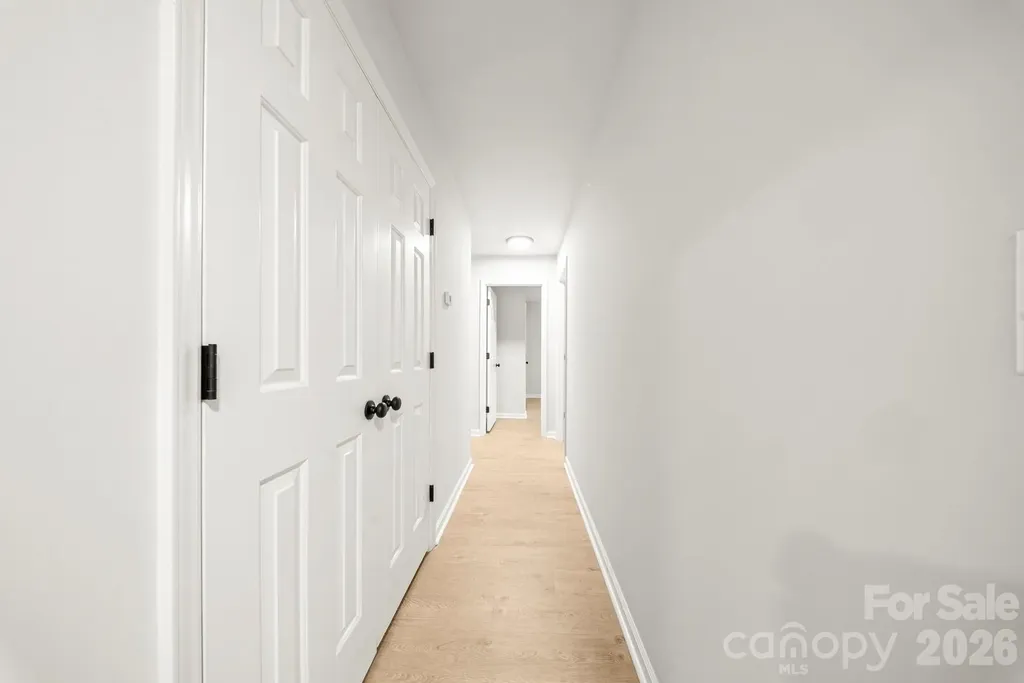 4739 Squirrel Nest Lane Charlotte NC 28227