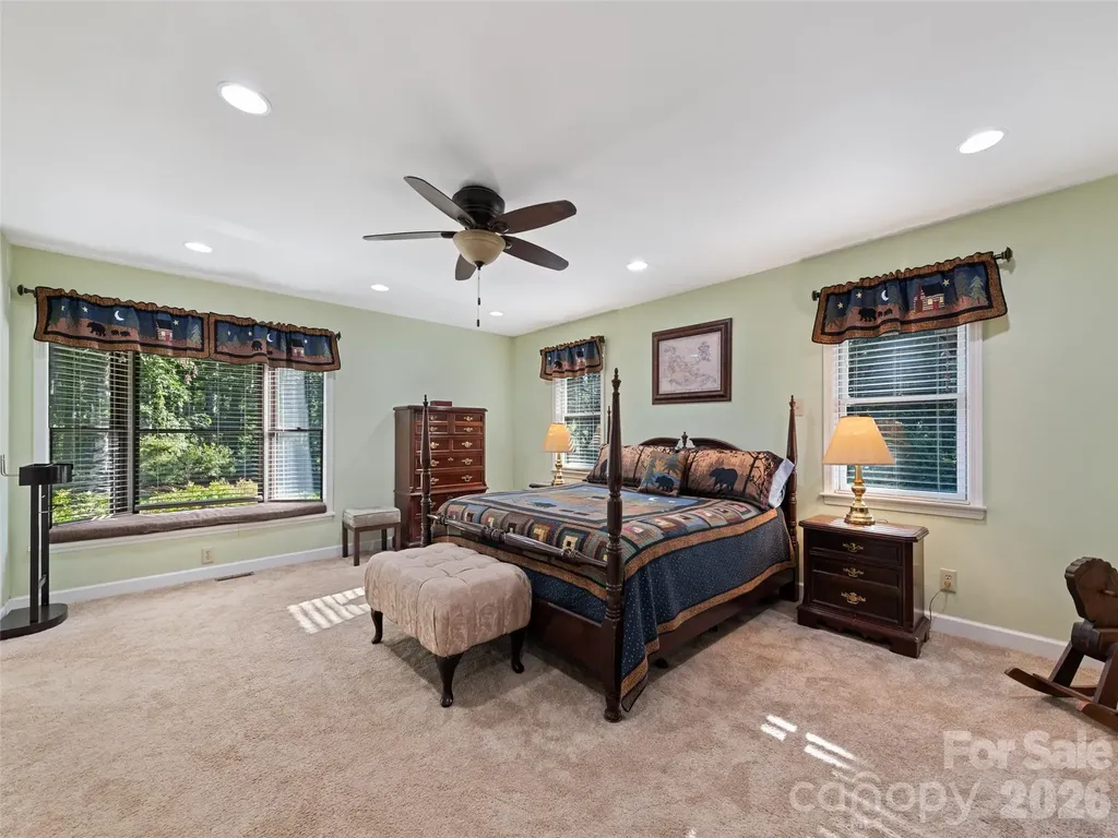 58 Sedgewood Court Fairview NC 28730