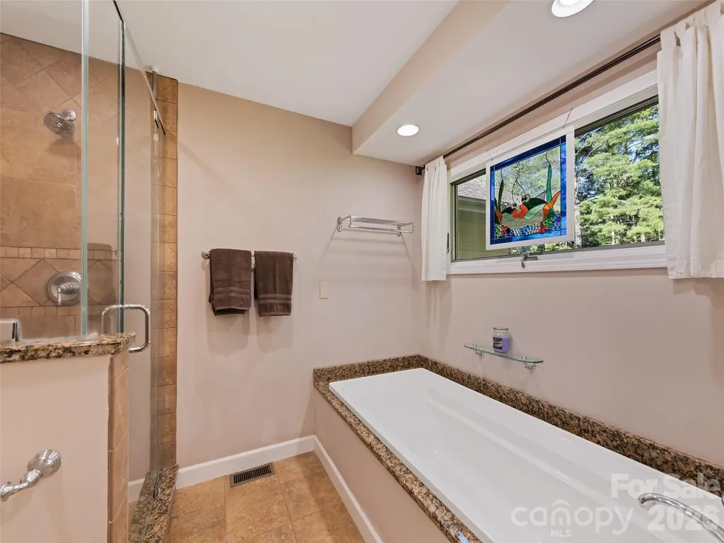 58 Sedgewood Court Fairview NC 28730