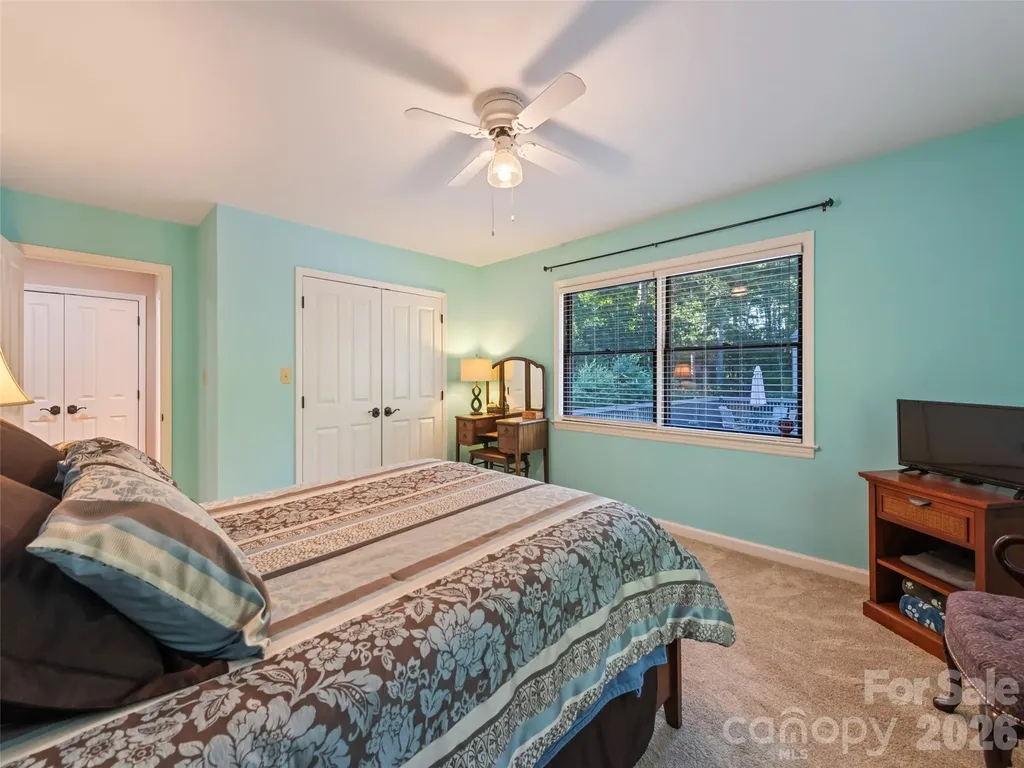 58 Sedgewood Court Fairview NC 28730