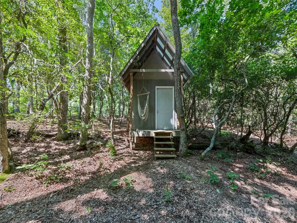 58 Sedgewood Court Fairview NC 28730