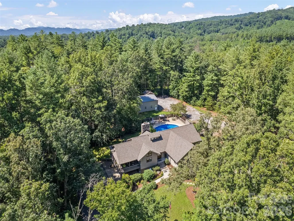 58 Sedgewood Court Fairview NC 28730