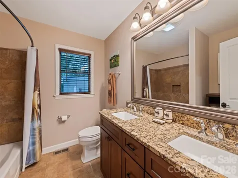 58 Sedgewood Court Fairview NC 28730
