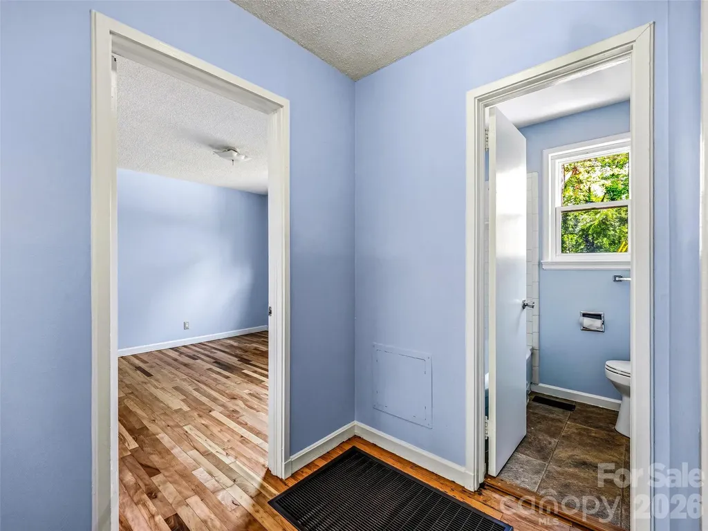 43 Trowbridge Lane Brevard NC 28712
