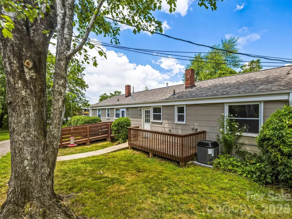 43 Trowbridge Lane Brevard NC 28712