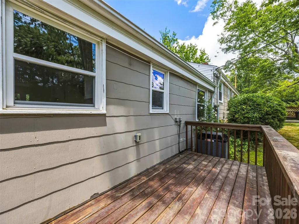 43 Trowbridge Lane Brevard NC 28712