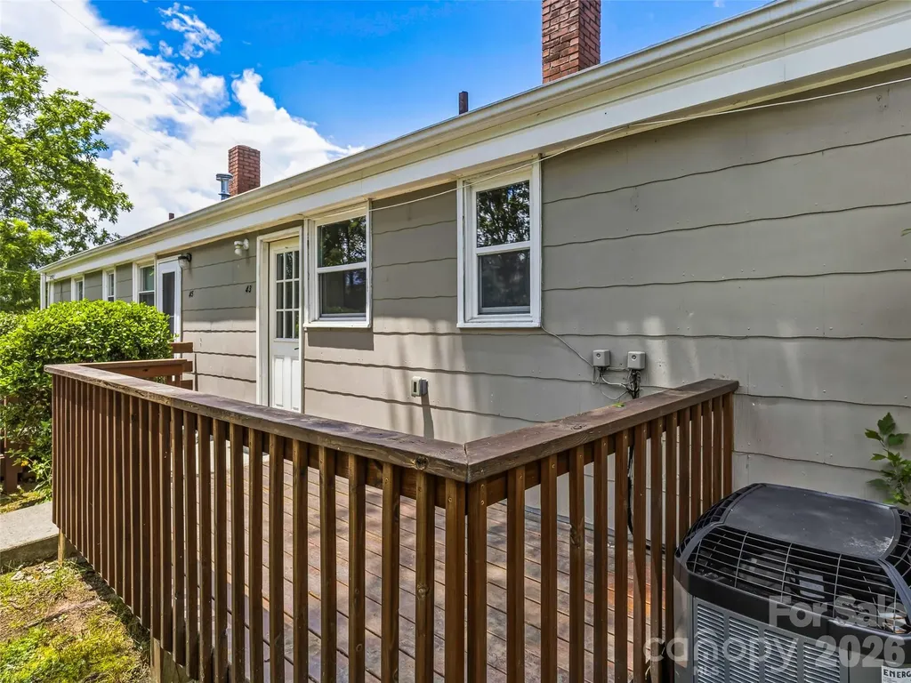 43 Trowbridge Lane Brevard NC 28712