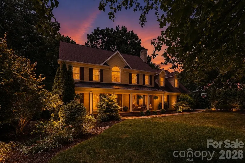 170 S Kimberly Road Davidson NC 28036