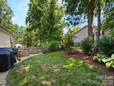 210 N Hillandale Drive Extension East Flat Rock NC 28726