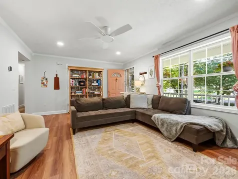 210 N Hillandale Drive Extension East Flat Rock NC 28726